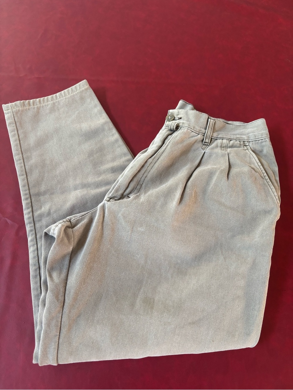 Marlboro classics khaki pants